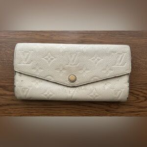 Louis Vuitton white leather wallet